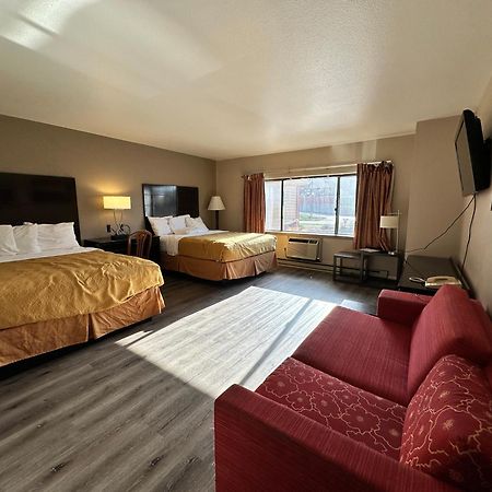 Rodeway Inn & Suites Madison East Bagian luar foto